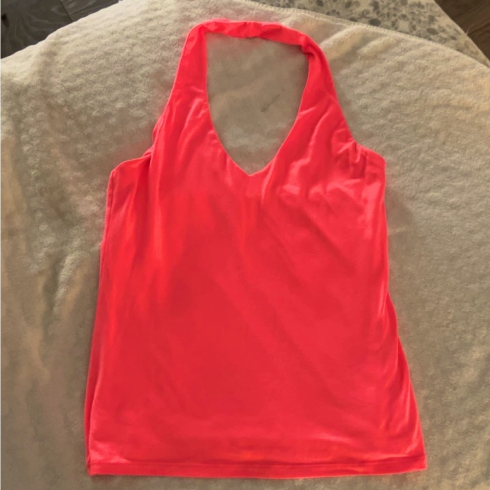 Excellent condition cute pink halter top 🖤💕🖤